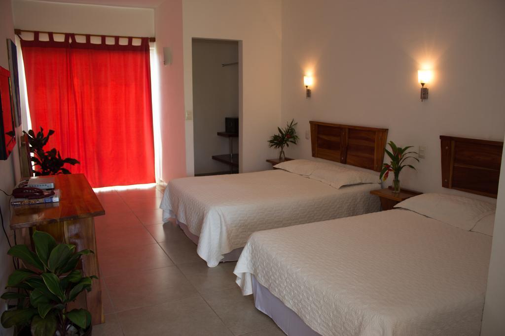 Hotel Vista Lago Santiago Exterior photo